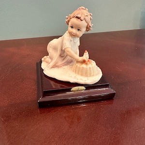 Capodimonte Giuseppe Florence”Year Number One” figurine