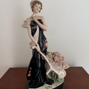 Giuseppe Armani Florence Figurine “ Gathering Roses” 1371C
