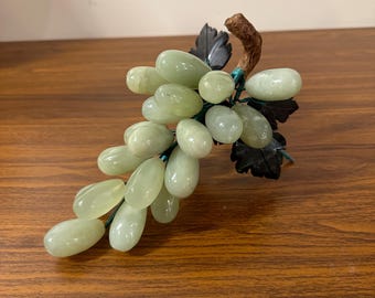ヴィンテージ翡翠のブドウの房、天然研磨翡翠のブドウ、緑のブドウの房