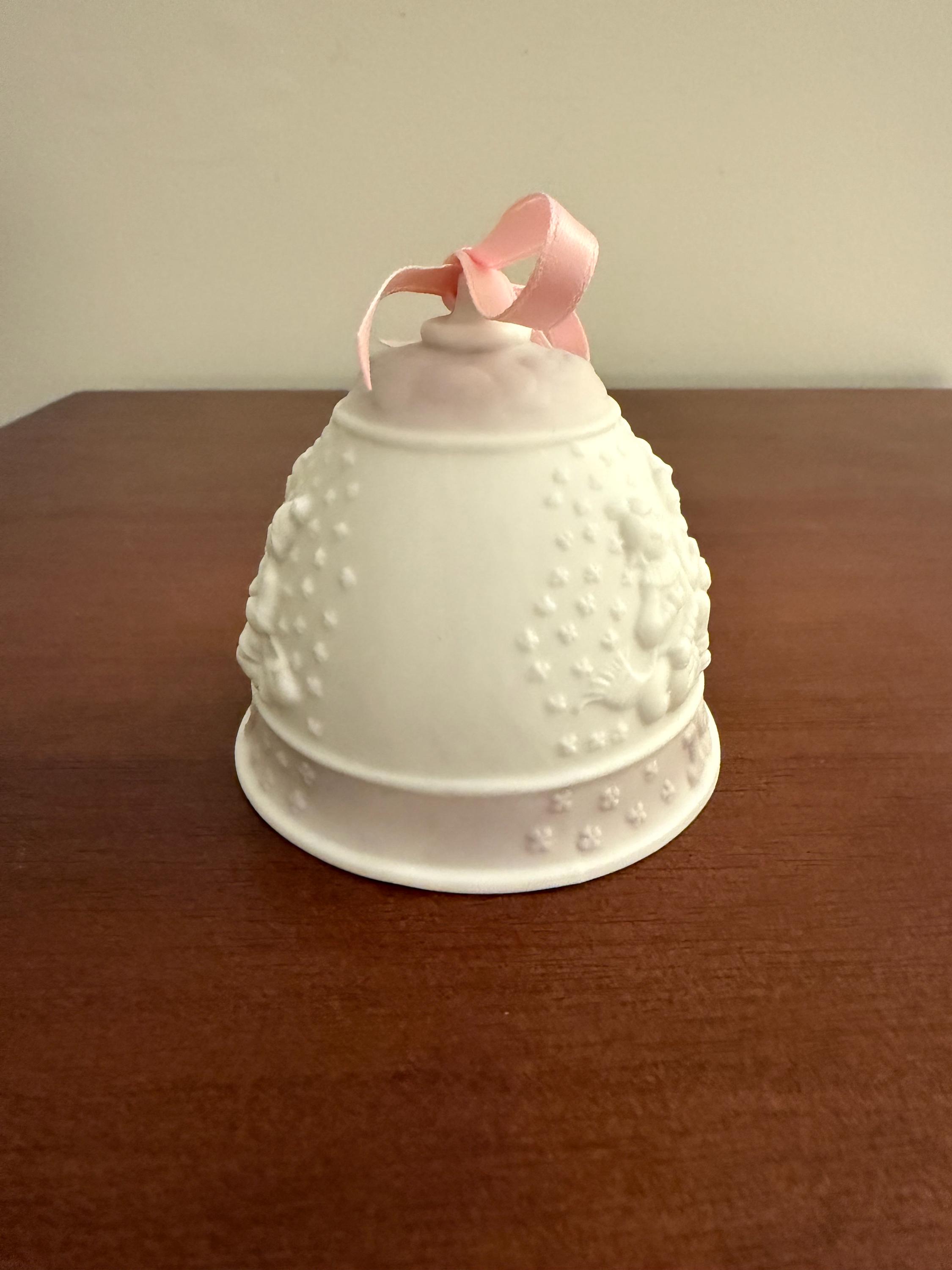 1987 Lladro Christmas Bell Ornament - Etsy
