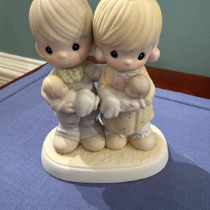 Precious Moments  1999 &quot;Be Fruitful And Multiply&quot; Figurine #524409