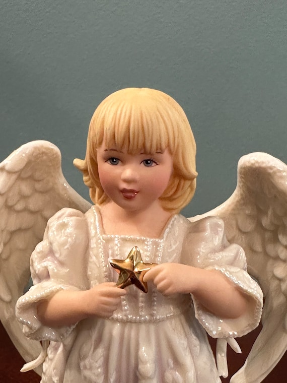 雑貨1285／Sandra Kuck（サンドラクック） 座っている天使の置物 雑貨1285／Sandra Kuck（サンドラクック） 座っている天使の置物