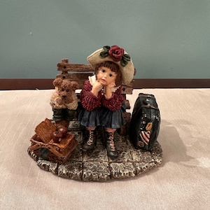Boyds Yesterdays Child Dollstone Shannon Wilson Wait'n For Grandma Figurine