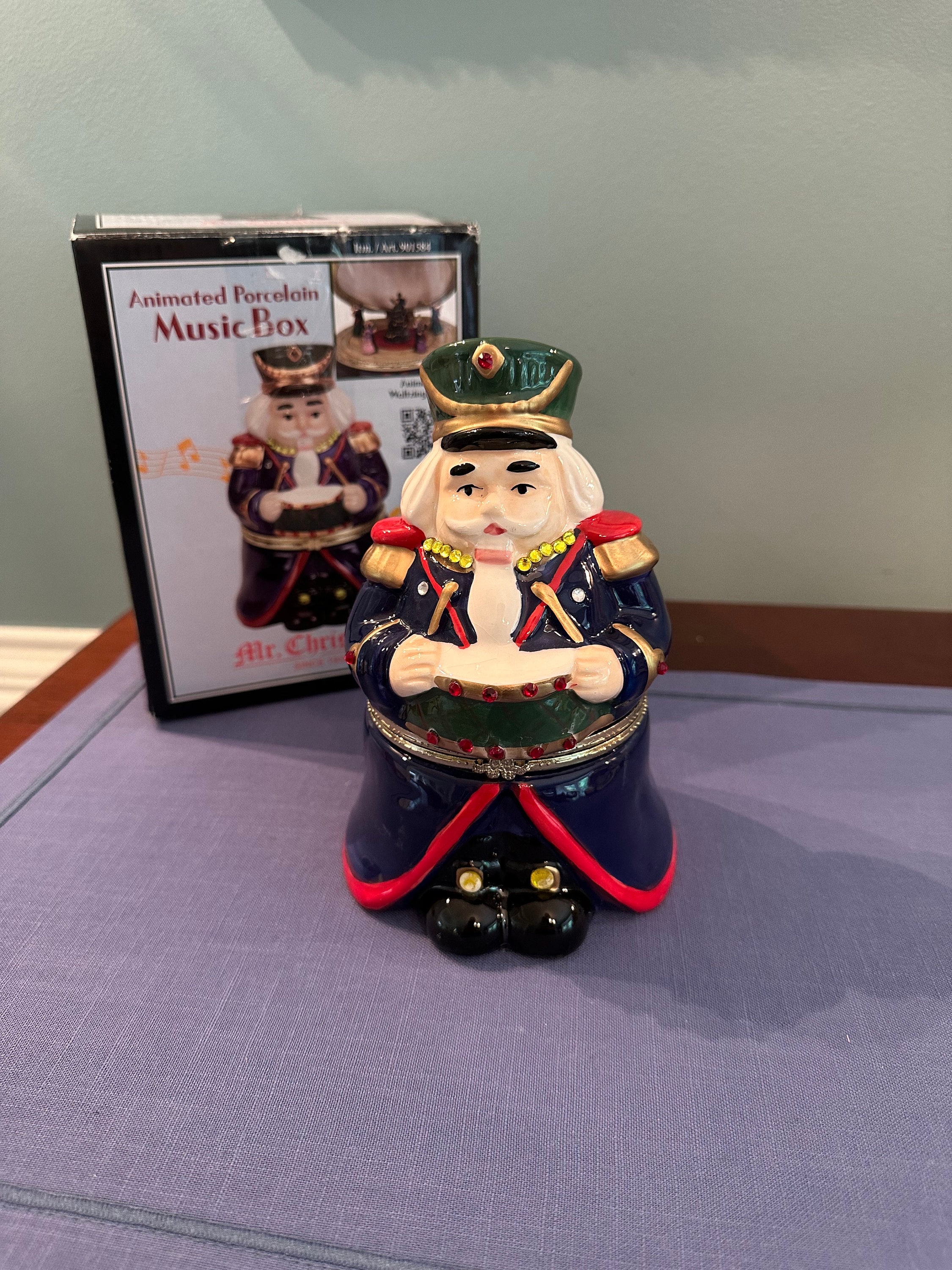 Mr. Christmas ANIMATED MUSIC BOX オルゴール Mr. Christmas ANIMATED MUSIC BOX オルゴール Mr Christmas