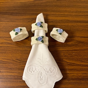 Set of 4 Porcelain Napkin Rings Holders Blue Flowers