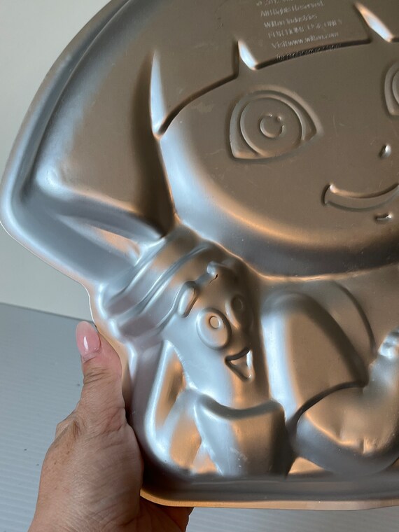 Dora the Explorer Cake Pan, Aluminum Back Pack Shape, Birthday