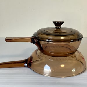 Conjunto de 2 panelas Vision Ware de vidro âmbar, 0,5L, utensílios de cozinha marrons, Corning Glass, cozinha retrô, item de colecionador, presente.