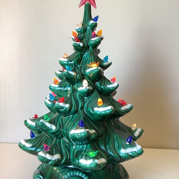 Vintage Ceramic Tree, 1970’s Christmas Tree, 17” Immaculate condition Ceramic Christmas tree, Vintage Decorations, Christmas Birthday Gift