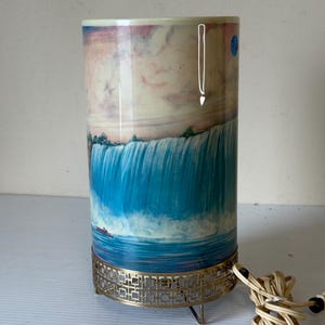 Niagara Falls Motion Lamp, Vintage Rotating Motion Lamp, Waterfall Decor, Unique Lighting, Retro Home Decor