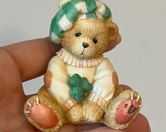 Cherished Teddies Figur, Enesco Sammler Bär mit Shamrock