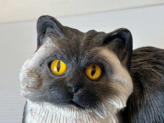 Vintage Sandicast Persian Cat Figurine, Black and White Decor - Etsy