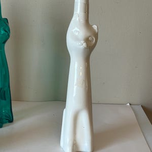 White Riesling Cat Wine Bottle Decoration, Cute Cat Lover Gift, Unique Wine Decor, Cat Art Decor, Feline Home Decor