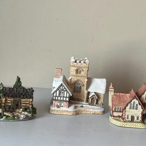 Cottage Decor Miniatures, English Home Decor, Miniature House Decor, Vintage Style Collectibles