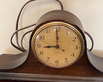 GE Telechron Electric Mantle Clock 1930's, Camel Back Style