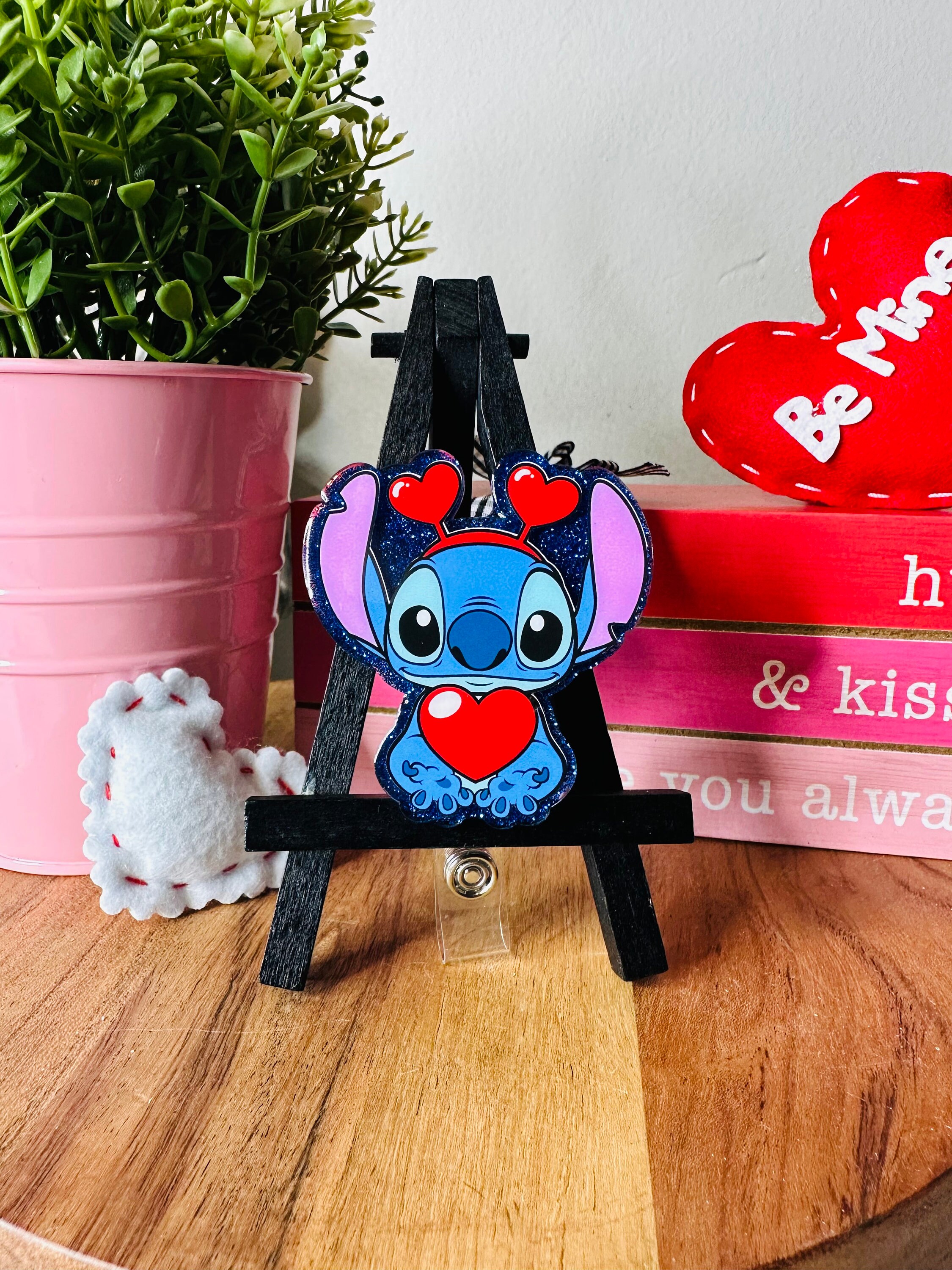 Official Disney Lilo & Stitch Hula Retractable Badge Reel & Cardholder