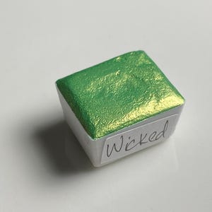 Wicked Green Shimmer Mica-Based Metallic Handmade Watercolor Half Pan