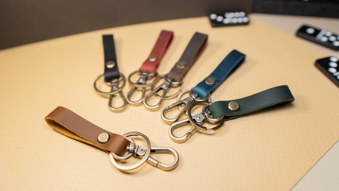 Handmade Leather Keychain, Minimalist Key Holder, Engraved Keychain ...