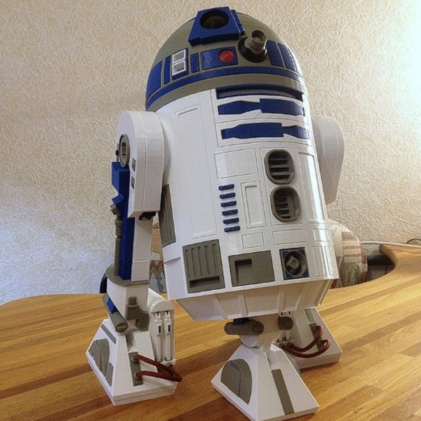 Lifesize R2D2 - Very Complex - Very expensive build - 3D print files plus instructions