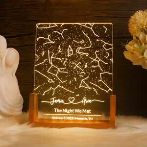Mapa estelar personalizado por fecha, luz nocturna con mapa estelar, mapa de constelaciones personalizado, regalo de compromiso, regalo de mapa estelar, regalo para parejas, regalo para él