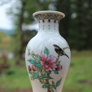 Vintage Chinese Porcelain Vase  Painted Bird & Blossom Floral Design