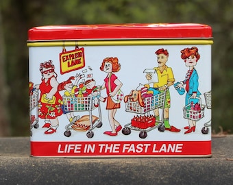 Coupon organizer Vintage 1980’s Life In The Fast Lane Coupon Tin Metal Box Organizer 5.5"x3" interior .25"x4"