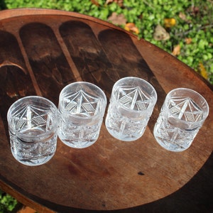4~Vintage Lowball Whiskey Glasses Diamond Cut  MCM Barware swag pattern