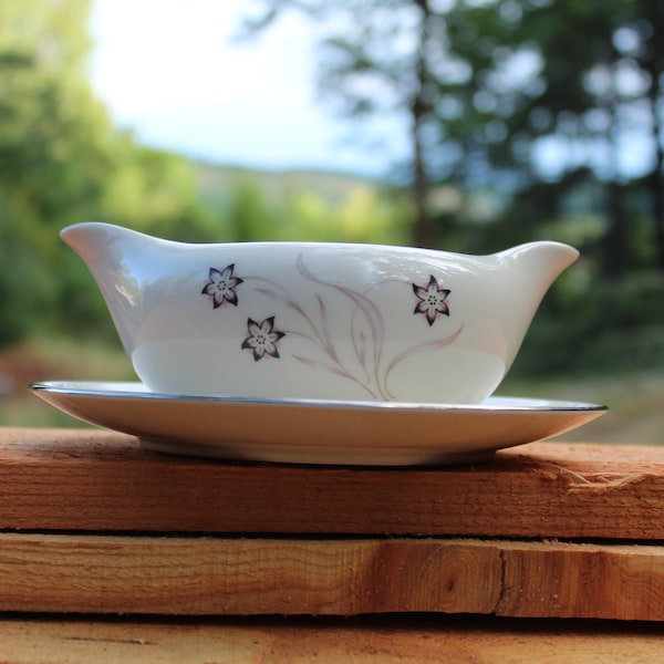 Flintridge Mid Century Gravy Boat Pink Floral Starflower Pattern