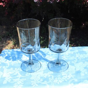Vintage Libbey Smoke Gray Optic Swirl Water or Wine Stemmed Goblets - Set of