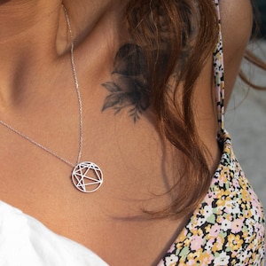Astrología Carta Natal Collar Oro Personalizado Carta Natal Encanto Grabado Zodíaco Joyería Bruja Cósmica Regalo de Graduación Pagano
