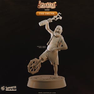 Peut inclure: Figurine beige de "The Drunk" de "Pirates of the Shattered Sea". La figurine représente un homme chauve avec une barbe, tenant une bouteille et un objet en forme de clé. La base mesure 25mm, et la figurine mesure 42mm de haut.