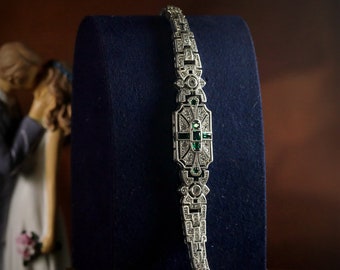 Fantastiskt art déco-armband i antikt silver och koppar, geometriskt rektangulärt, satt med smaragdgröna cZ:er, vintage-stil i Great Gatsby-stil från 1920-talet, rodiumpläterat