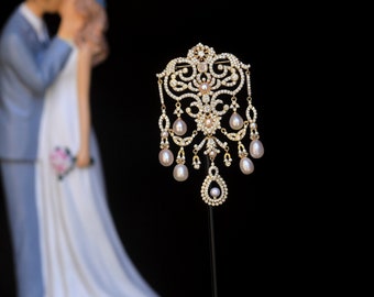 Superb Gold Plated Belle Époque Floral Lace Brooch & Pendant Set with White CZ Real White Cultured Pearl Vintage Style Gold Plated