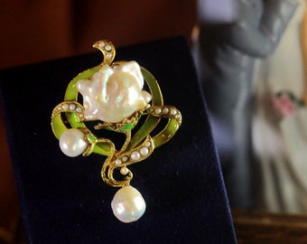 Magnífico Broche Collar Colgante Art Nouveau Rama de Flor Hoja Esmalte Verde Perla Cultivada Barroca Blanco Boda Estilo Vintage Chapado en Oro