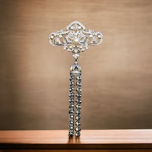 見事なブローチ & ペンダント ロング花柄レース ベルエポック タッセル ポンポン セット CZ ビクトリア朝のヴィンテージスタイル