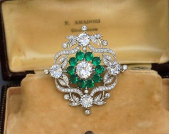 Petite Broche Argentée Style Belle Époque Dentelle Florale Laurier Avec CZ Bleu - Neuf