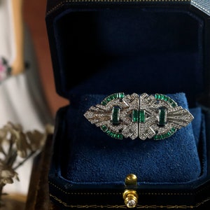 Magnífico conjunto de broche de doble clip Art Déco con circonita verde esmeralda de los años 20, estilo vintage del Gran Gatsby, chapado en rodio imagen 3