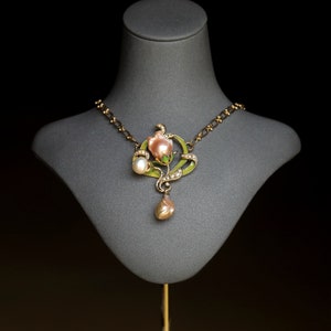 Superbe Collier Réglable Doré Antique Art Nouveau Branche de Fleur Feuille Email Vert Perle Baroque Rose Mariage Vintage Style Plaqué Or