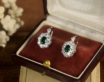 Impresionantes pendientes Art Déco Dormeuses de plata de ley 925 con conjunto floral ovalado con circonita verde esmeralda estilo vintage de la década de 1920 boda ligera