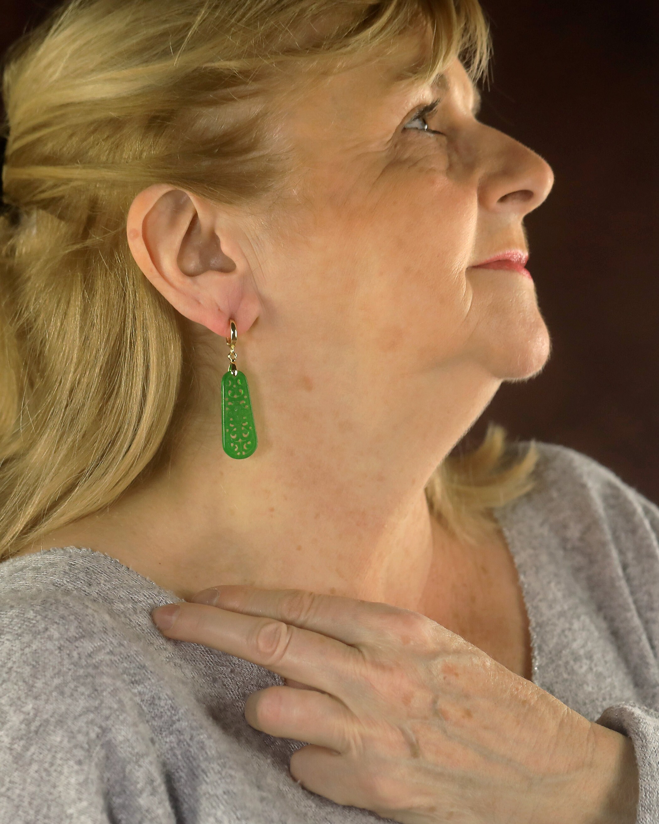 Boucles D'oreilles Dormeuses Goutte Jade Vert - Doré, Sculpté Floral, Fantaisie