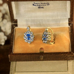 Orecchini Belle Epoque Dormeuses Vermeil Argento Sterling 925 Set floreale ovale CZ Zaffiro blu Stile vintage 1900 Matrimonio leggero immagine 8