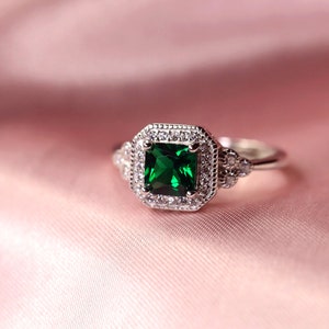 925 Sterling Silver Art Deco Geometric Square CZ Green Emerald Great Gatsby 1920s Rhodium Plated Vintage Wedding Adjustable Ring