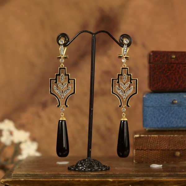 Boucles d'oreilles Art Déco Clous Dormeuse CLIP ON Long Géométrique Dentelle Laurier Email Noir Great Gatsby 1920 Vintage Style Or Plaqué