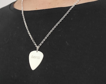 Plektrum Halskette mit Namen graviert 925 Sterling Silber / 24K Vergoldet Gitarrenanhänger mit Initiale oder Namen