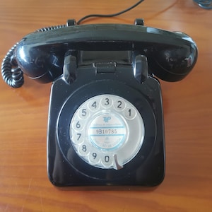 Vintage svart telefon med vridskiva, sällsynt portugisisk, TLP Lissabon, 1960-/70-tal, original etikett
