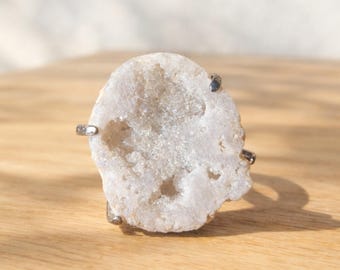 Crystal Jewelry | White Quartz Geode Ring | Energy Healing | Gemstone