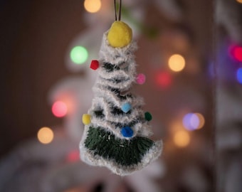 Windspinner Christmas Tree Crochet Pattern, Holiday Hanging Ornament, Easy DIY Christmas Decoration, noel gifts