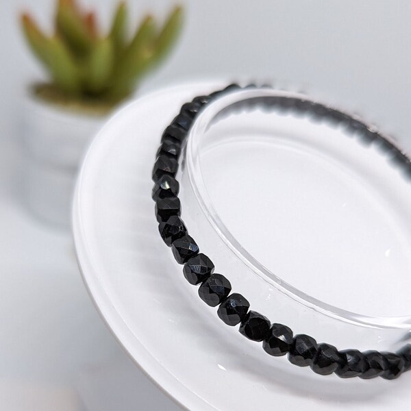 Schwarzer Turmalin Kristall Armband / Faceted Black Tourmaline Bracelet