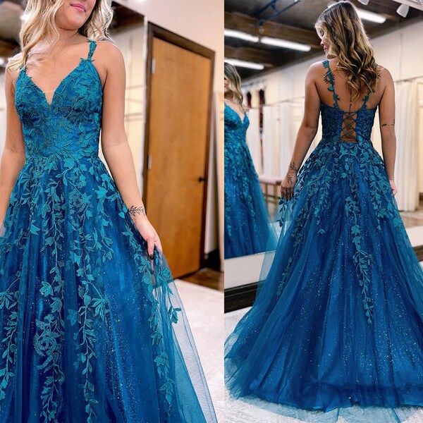 flowy formal dress Emerald Long Satin Prom Party for $39.0 – The Dress Size:M (EU 41-43) 21 Chic Summer Wedding employeeshoesqualify