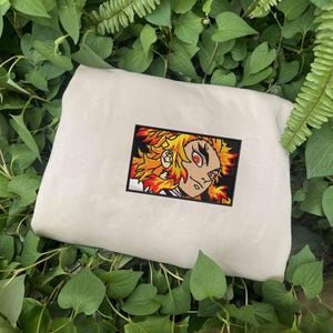 Moletom bordado Rengoku Demon Slayer, camiseta Demon Slayer, presente perfeito para fãs de anime, roupas bordadas de anime estilosas EKNYA050