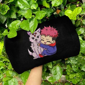 Itadori JJK Embroidered Sweatshirt, Perfect Gift for Anime Fans, Stylish Anime Embroidered Clothing , Anime Tee EJUJU054